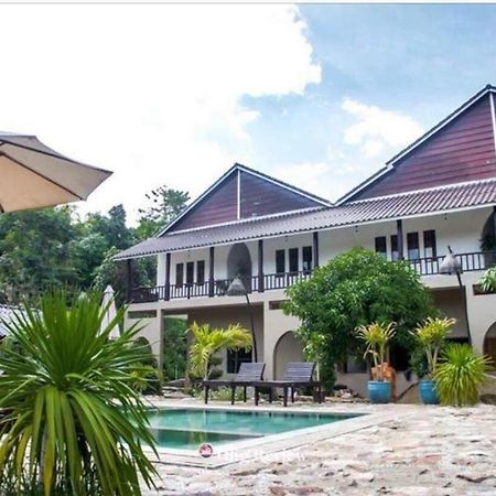 Boreirum Thmorda Hotel Resort Kampot Extérieur photo